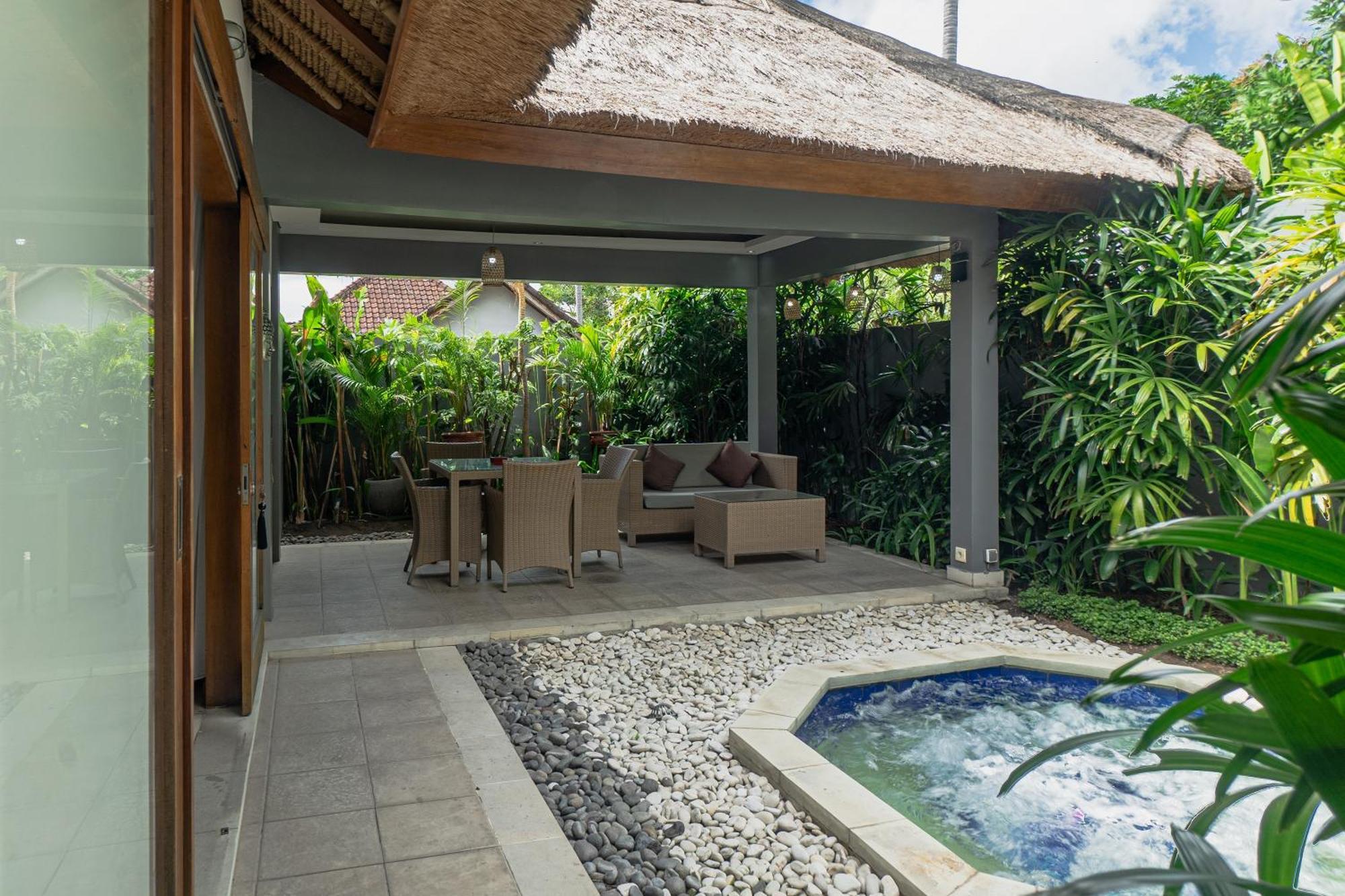 Balinea Holiday Home Seminyak Extérieur photo