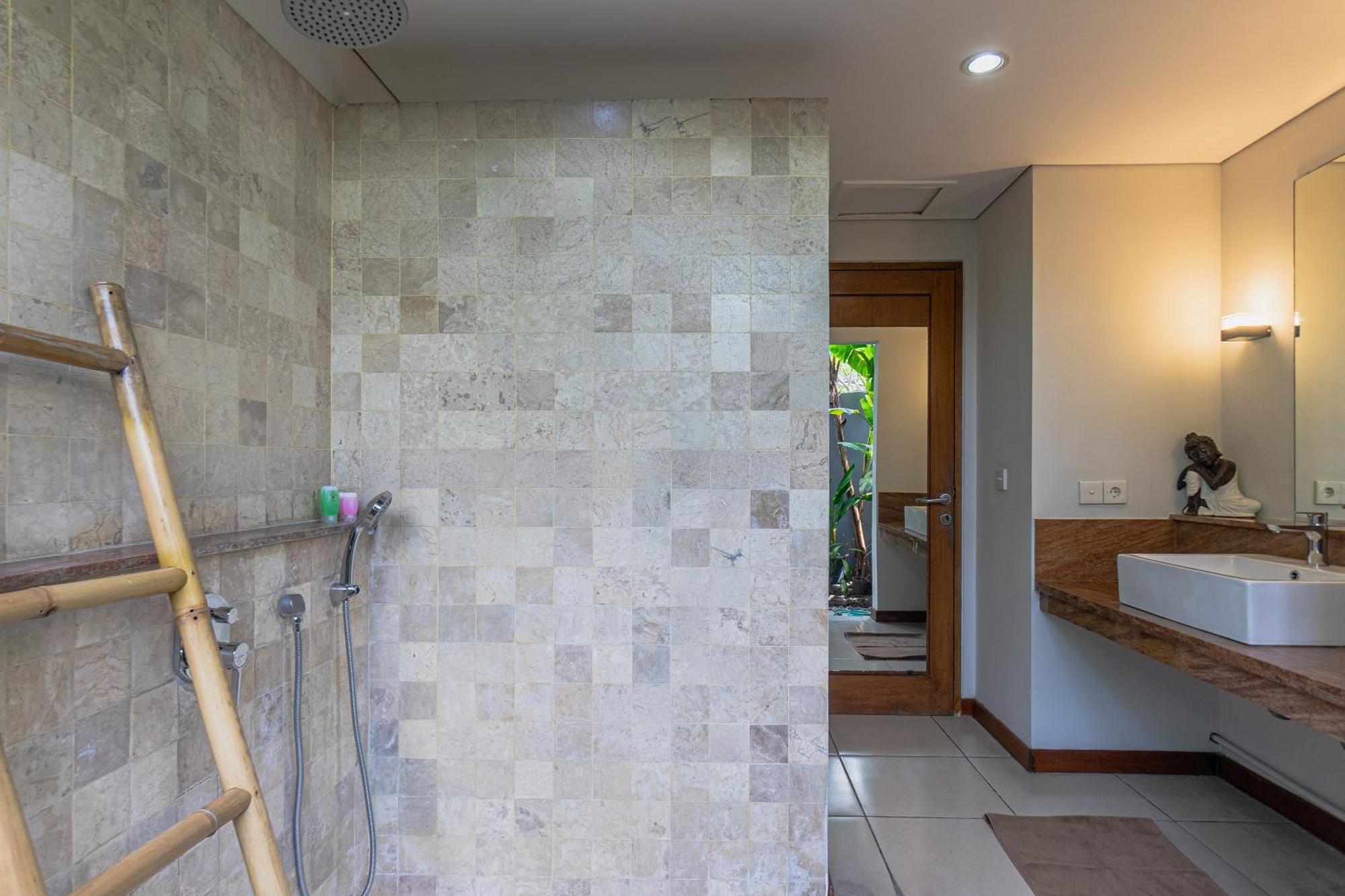 Balinea Holiday Home Seminyak Extérieur photo
