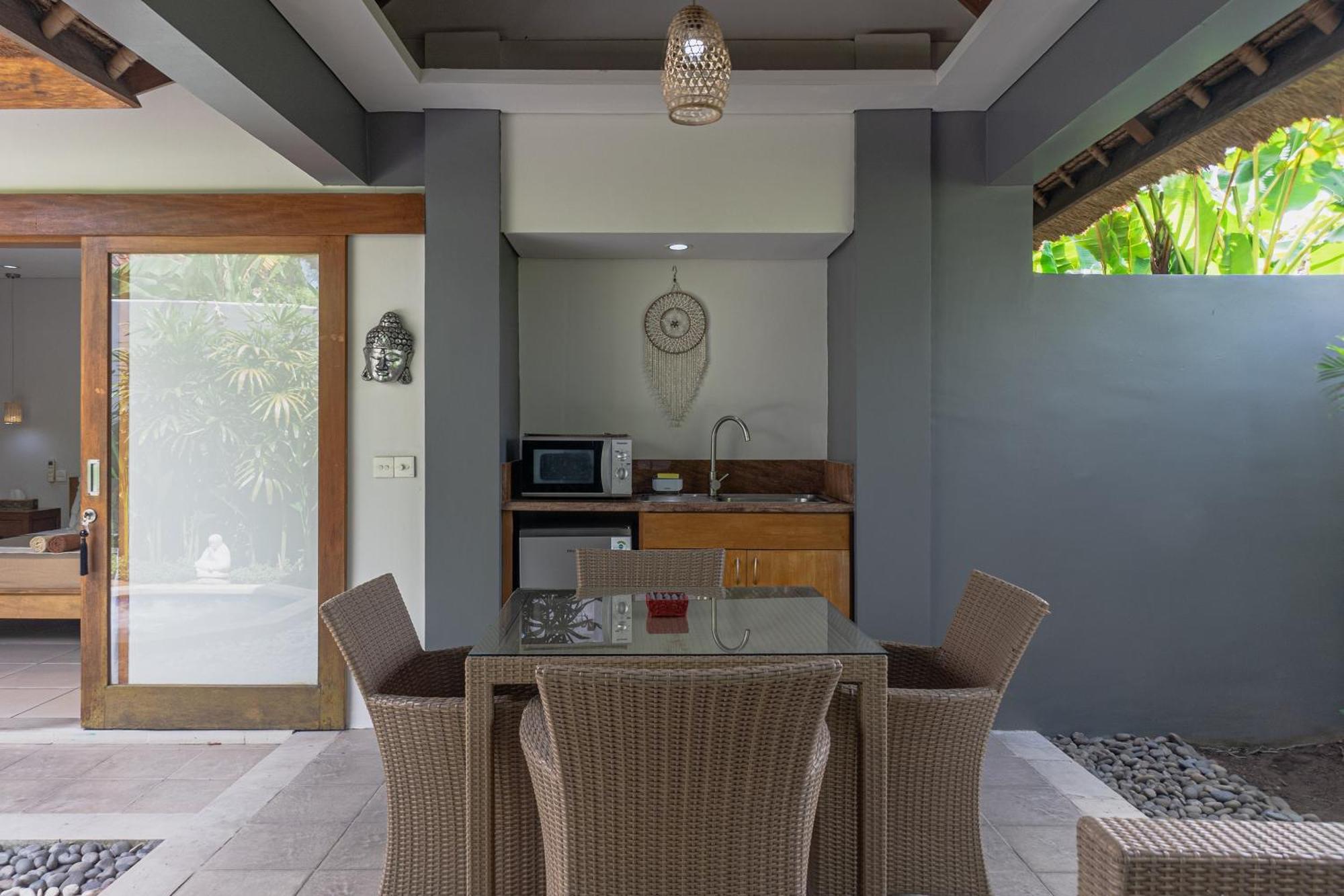 Balinea Holiday Home Seminyak Extérieur photo